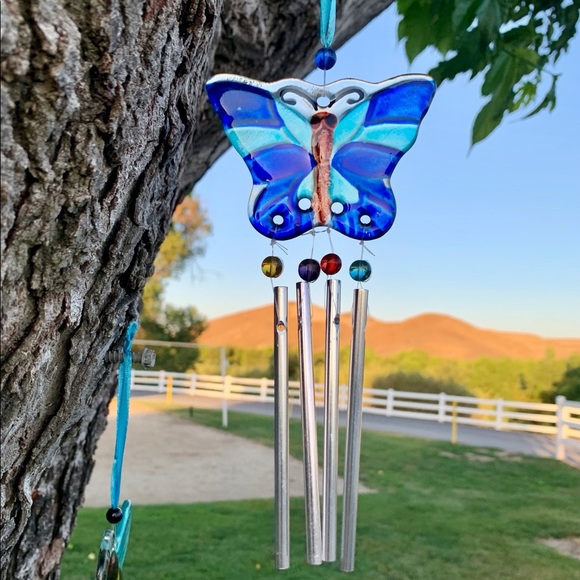 Retro Glass Blue Butterfly Wind Chime Sun Cat… - Picture 5 of 11